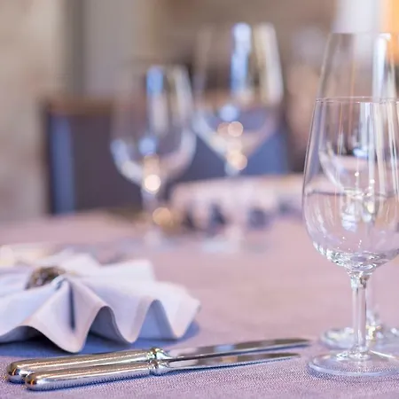 Krone Unterstrass Hotell