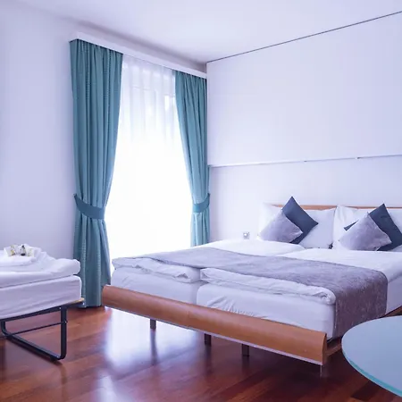 Krone Unterstrass Otel Zürih