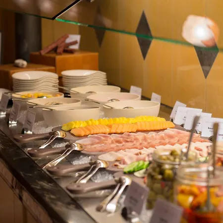 Krone Unterstrass Otel