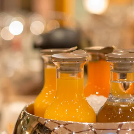 Krone Unterstrass 4*