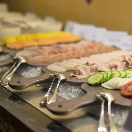 Krone Unterstrass 4* Zürih