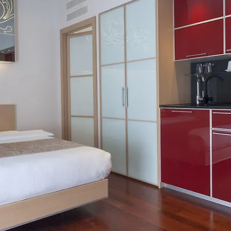 Krone Unterstrass 4*