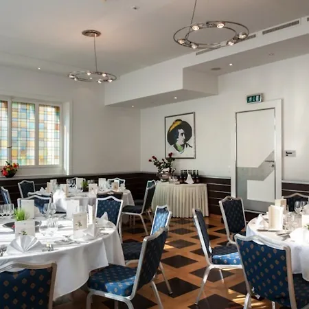 Krone Unterstrass Hotel