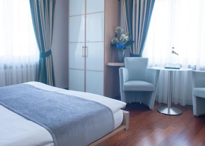 Hotel Krone Unterstrass 4*