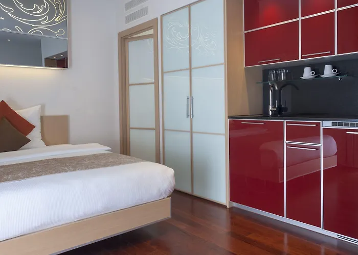 Krone Unterstrass 4*