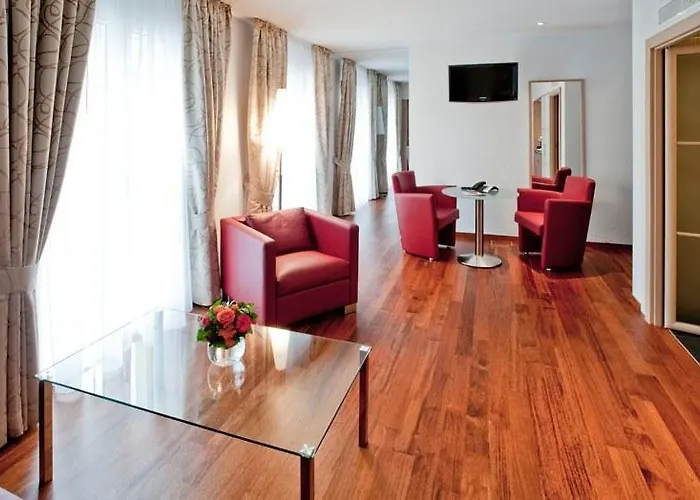 Hotel Krone Unterstrass 4*