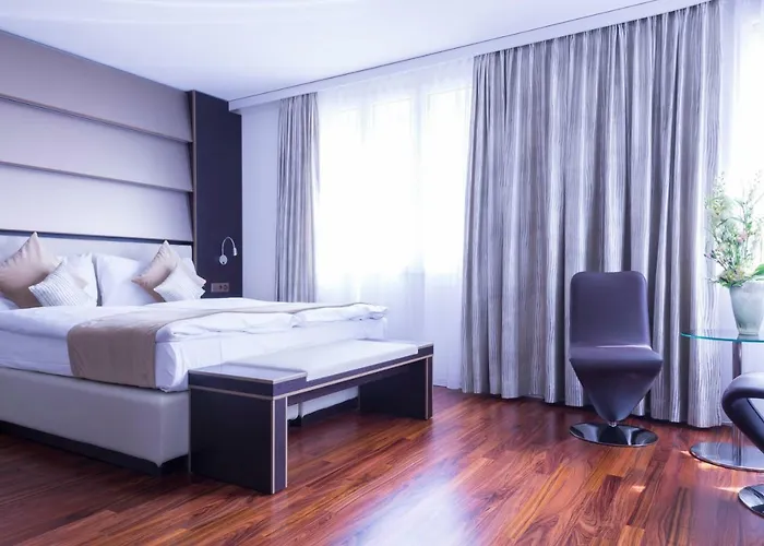 Krone Unterstrass Hotel 4*