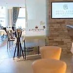 克朗尤特斯特拉斯酒店 酒店 4*