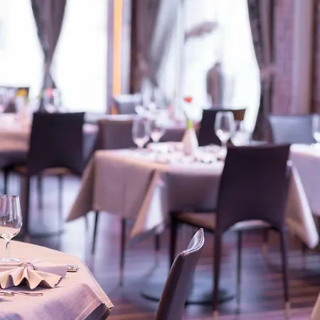 Krone Unterstrass 4*