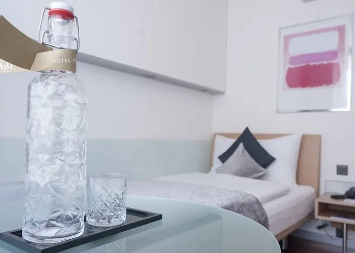 كرونه انترشتراس