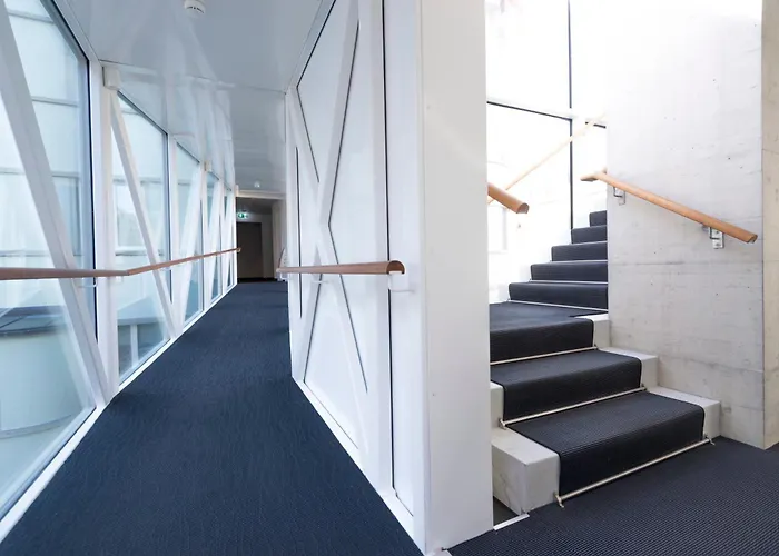 كرونه انترشتراس فندق زيورخ